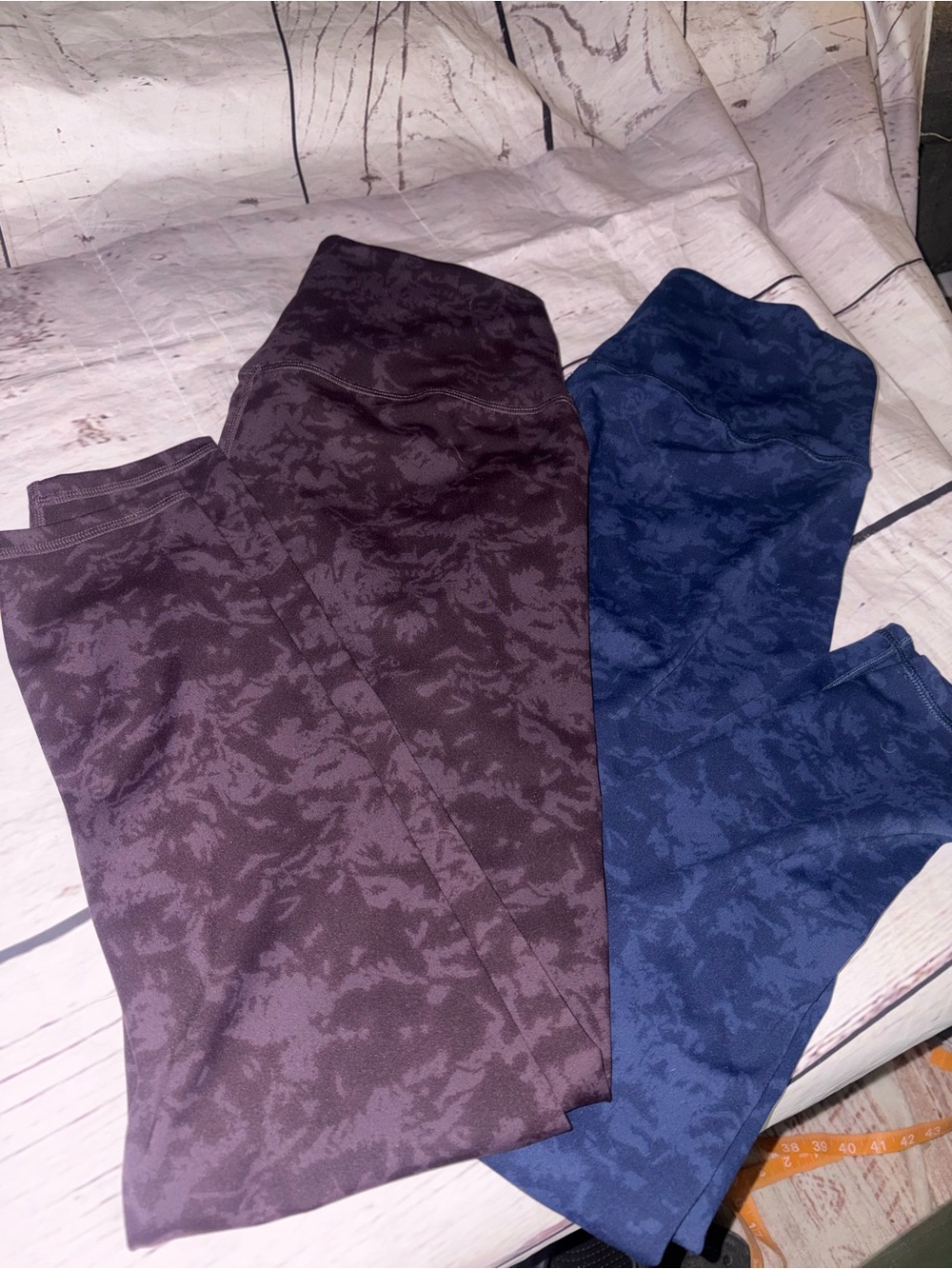 Women’s medium 2pc - Navy & Plum leggings